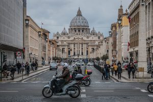 saint-peters-basilica-אסי מוש